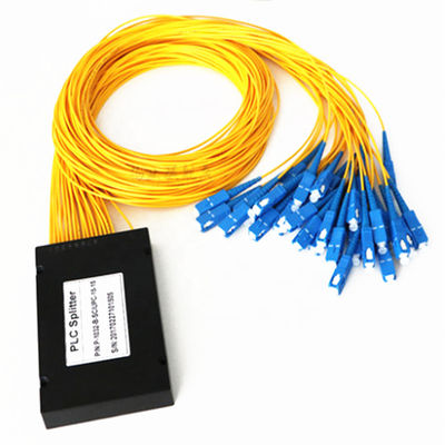 Cable material del amarillo de la fibra del diámetro G657A1 del conector 3.0m m del SC del ABS del divisor de la fibra óptica del PLC 1×32
